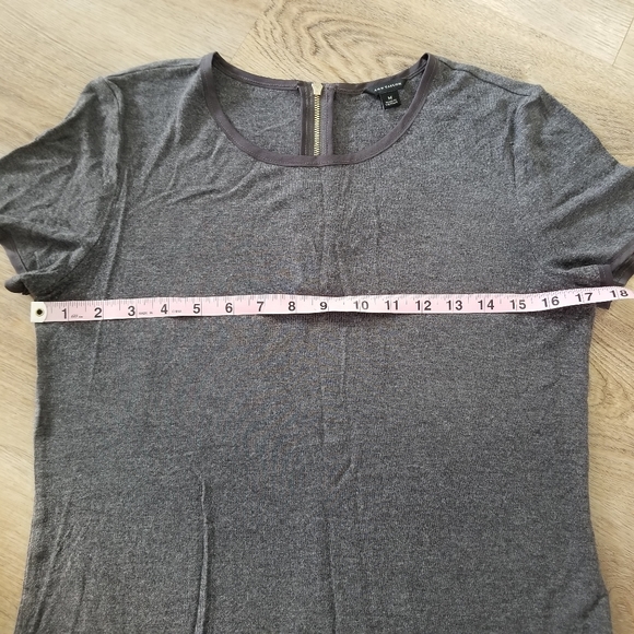 ANN TAYLOR GRAY SHORT SLEEVE TOP ZIPPER BACK - Picture 5 of 5